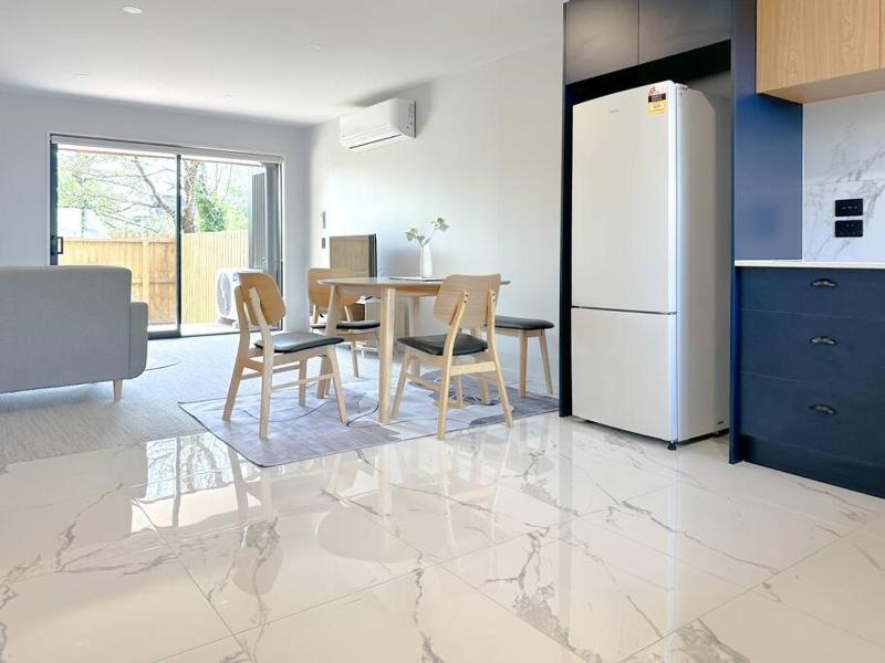 Cosy home 3BR close to UC - image 19