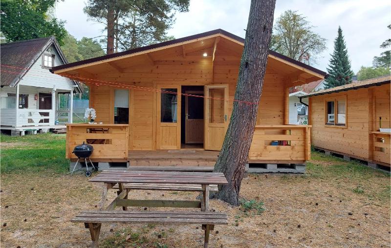 1 Bedroom Beach Front Home In Pobierowo - image 15