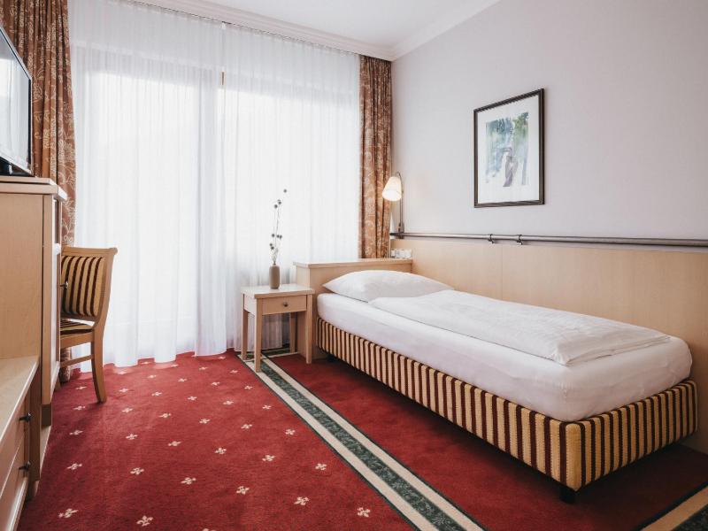 Single Room with Balcony image 1