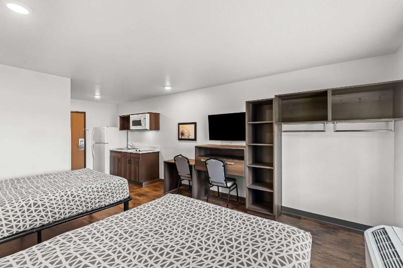 WoodSpring Suites Austin North I-35 - image 14