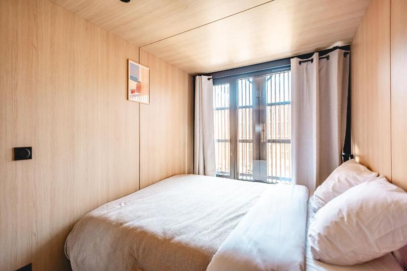 Bondi Lodge One-Bedroom  image 4