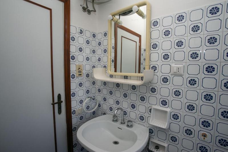 Marcelli trilocale con terrazzo a due passi dal mare - M046 - image 18