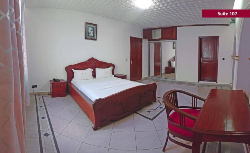 HOTEL LE MAJESTIC - image 9