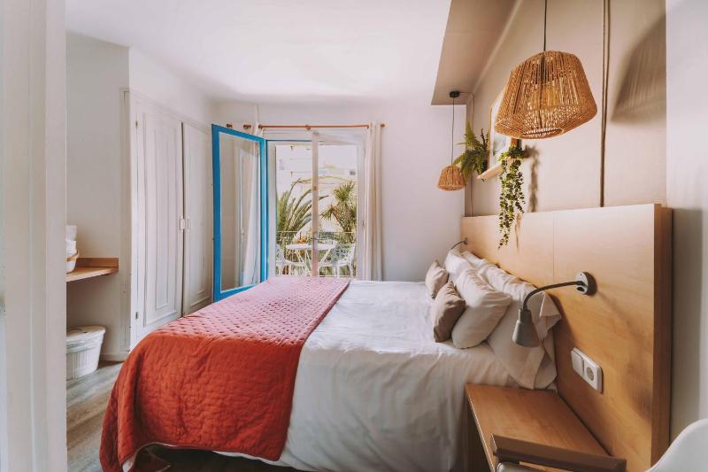 Family Two-Bedroom Suite with Balcony image 1