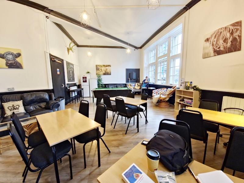 Bed in 8-Bed Mixed Dormitory Room image 4