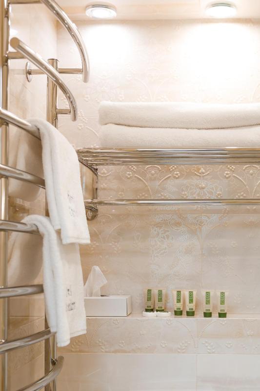 Budget Double Room without balcony - in the Basement - Spa Access image 2