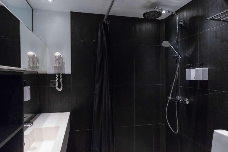 Superior Double Room image 2