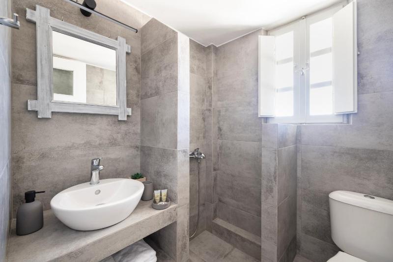 Vrachia Studios & Apartments - image 13