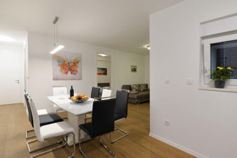 Apartment Nata - image 13