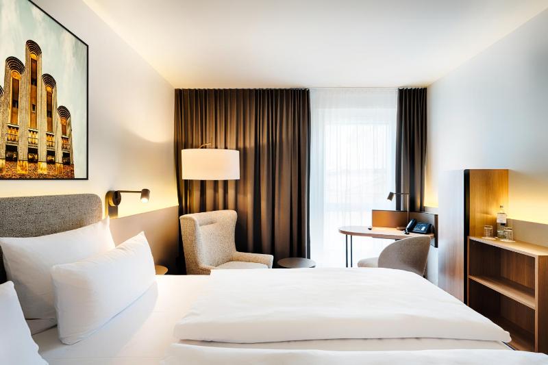Superior Double Room image 3