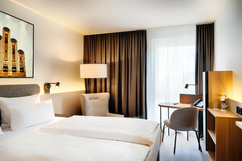 Superior Double Room image 4