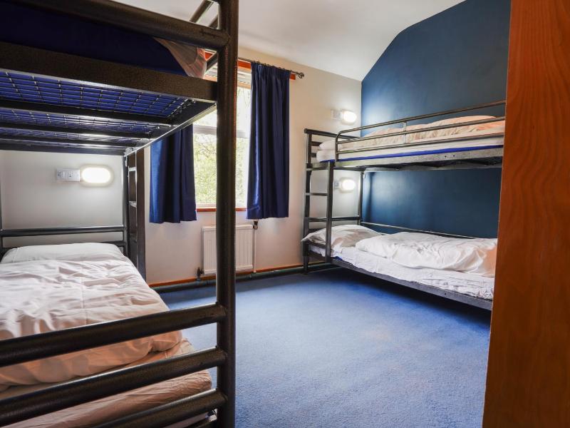 Quadruple Room with Shared Bathroom image 4