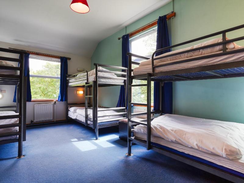 Dormitory Room with Shared Bathroom (6 Adults) image 1