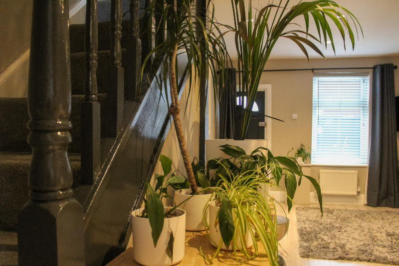 Cosy Chester Cottage with Garden by Rework Accommodation - image 20