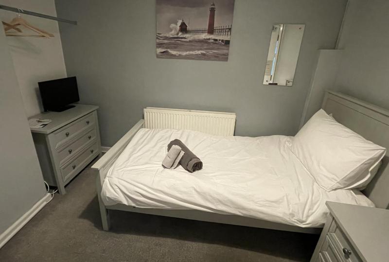 Single Room image 1