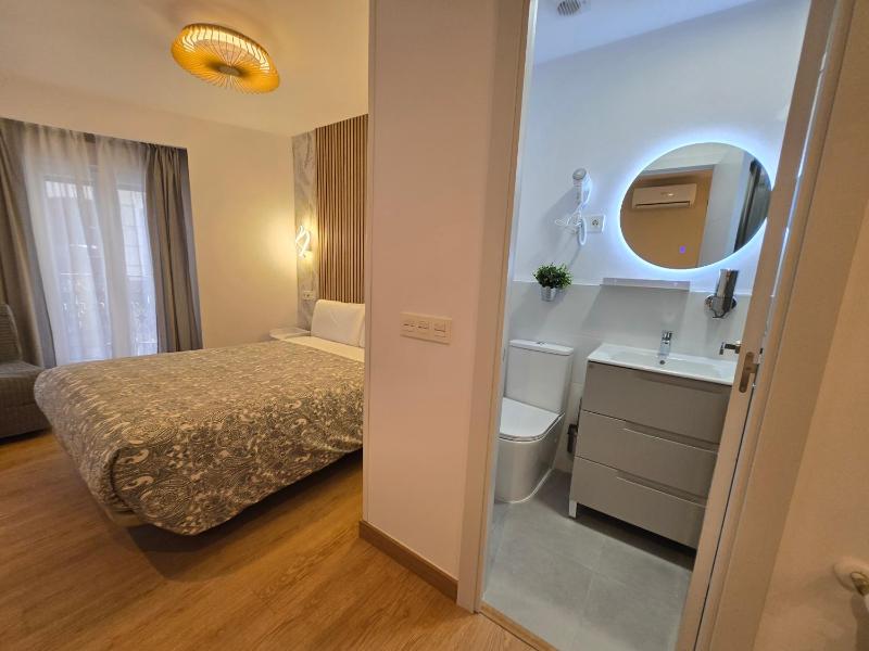 Hostal Esparteros - image 12