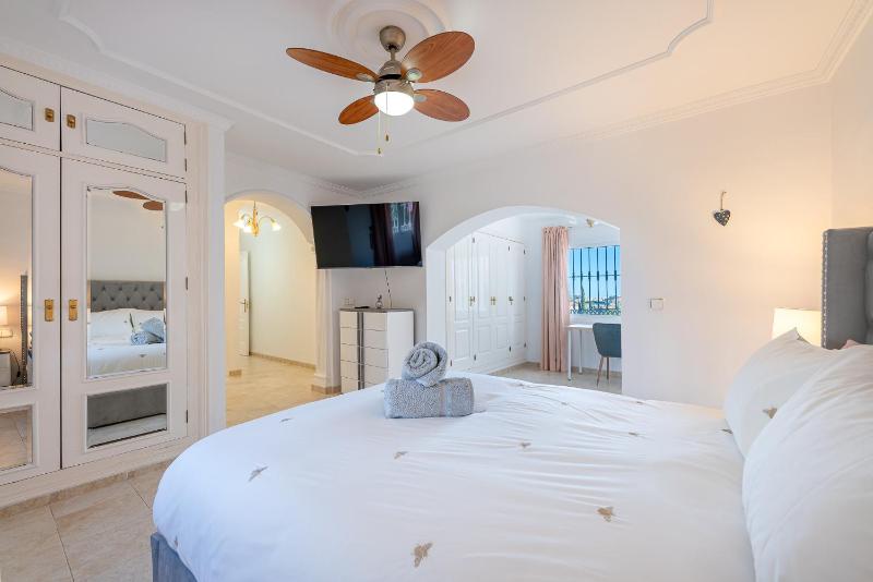 Luxury Villa Pomelo Doña Pilar Mijas - image 23