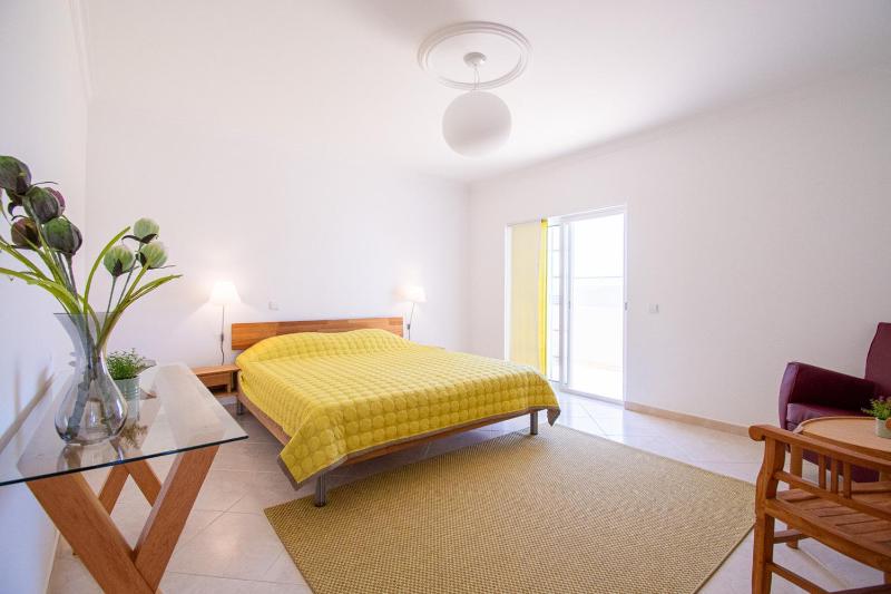 Villa Perola - Stunning 3-Bedroom Villa - image 22