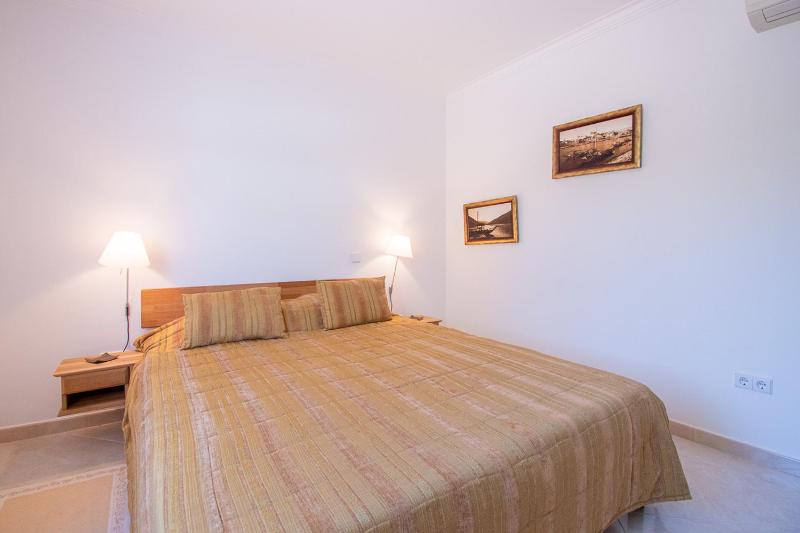 Villa Perola - Stunning 3-Bedroom Villa - image 49