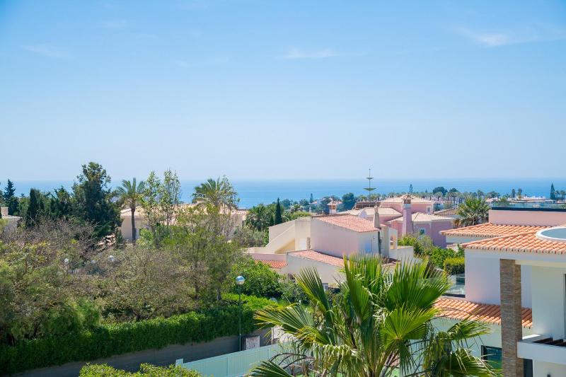 Villa Perola - Stunning 3-Bedroom Villa - image 8