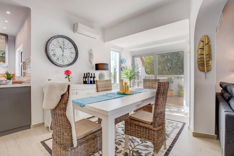 66 ADM Clara - Beautifully Renovated Villa - image 18