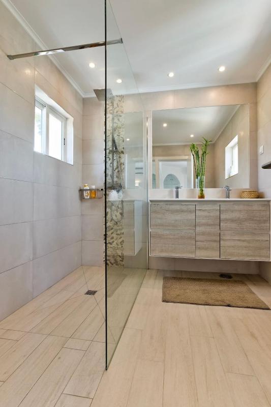 66 ADM Clara - Beautifully Renovated Villa - image 13