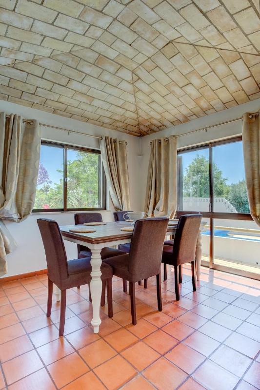Sequana - Fabulous spacious villa - image 12