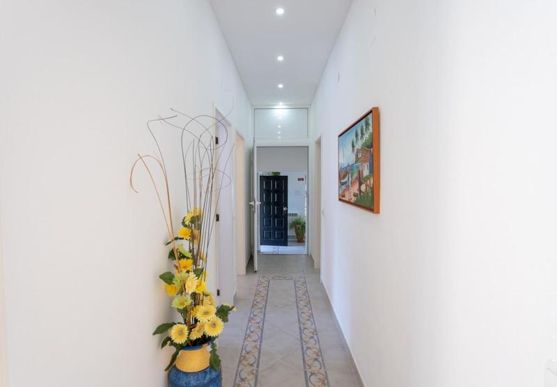7 Club Atlantico - Wonderful five-bedroom villa - image 10
