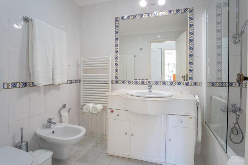 7 Club Atlantico - Wonderful five-bedroom villa - image 28