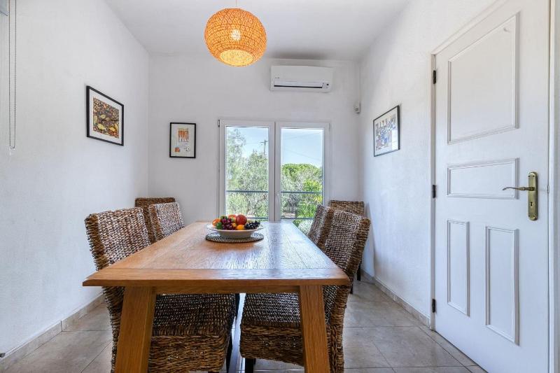 Serena - Magnificent Four Bedroom Villa - image 15