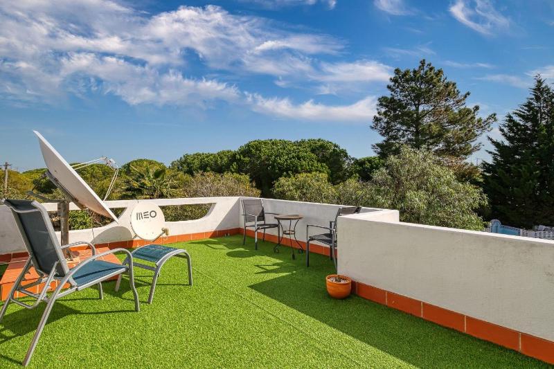 Serena - Magnificent Four Bedroom Villa - image 9