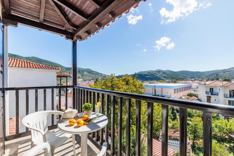 Hotel Dionyssos - image 4