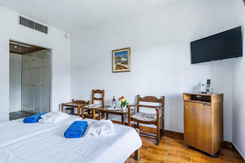 Hotel Dionyssos - image 24
