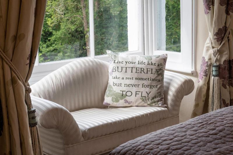 Deluxe Double Room with Shower image 4