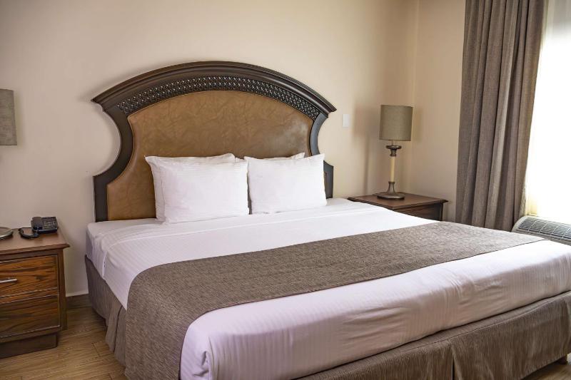 Best Western Plus Monterrey Colon - image 15