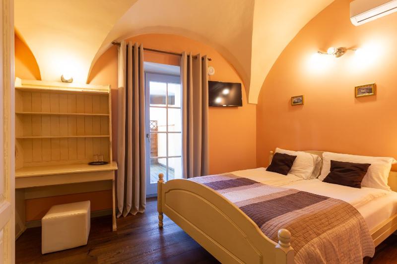 Double Room with Terrace image 1