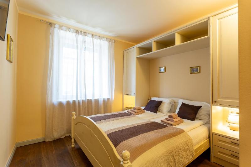 Double Room image 1