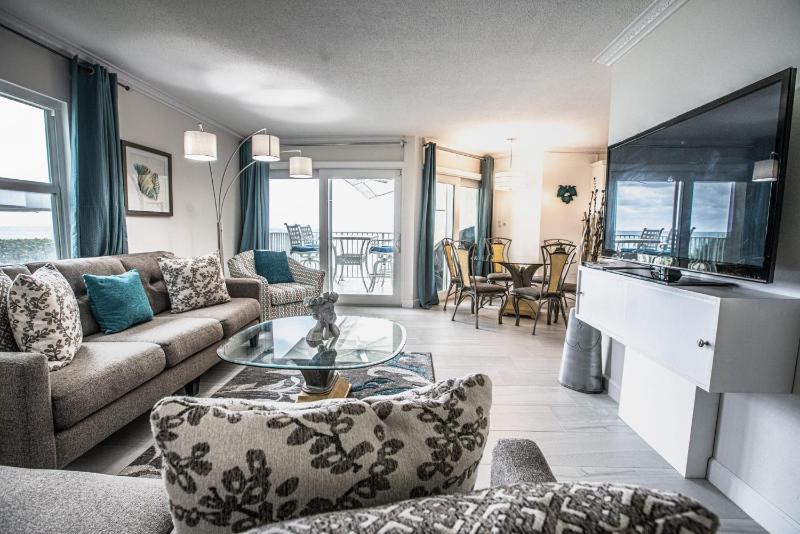 Enjoy Sunsets at Fully Equipped Condo at the Beach - image 11