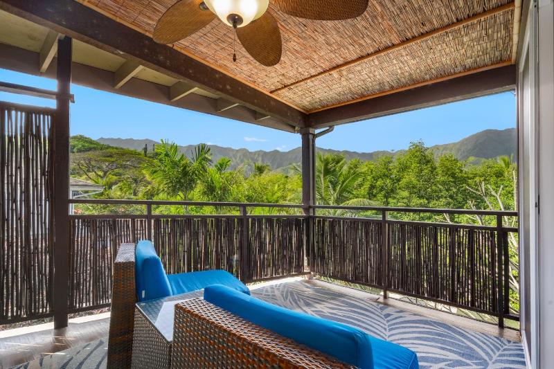 One-Bedroom Suite with Mountain View image 2