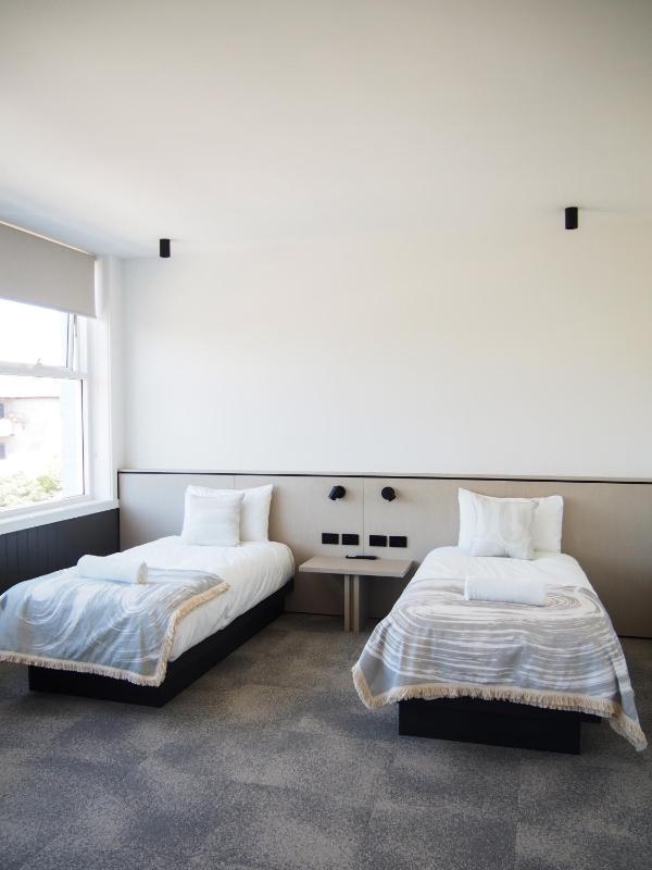 Deluxe Family Room image 1