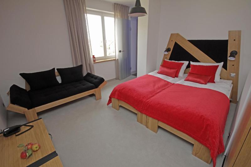 Deluxe Double Room (2 Adults + 1 Child) image 3