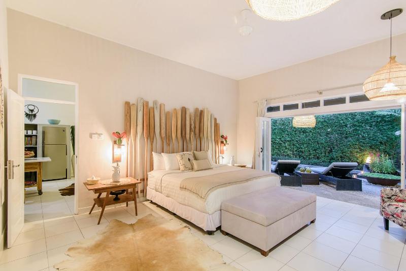 Villa Bloom 3 - Coastal Beach Villa 2 brm Sleeps 4 SEMINYAK BEACH - image 23