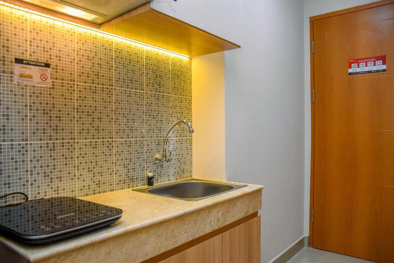 Nice and Cozy Studio at 15th Floor Evenciio Margonda Apartment By Travelio - image 16