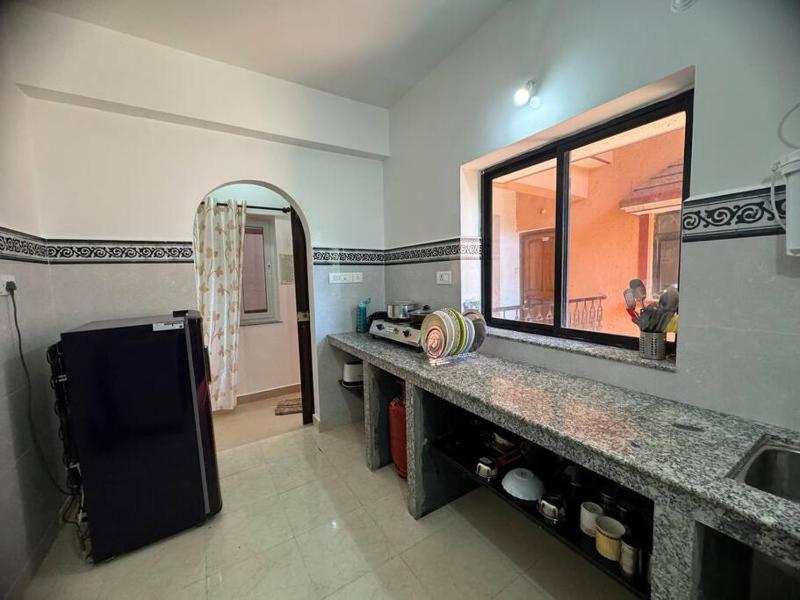 STAY & EXPLORE - Luxury 1 BHK with Bathtub Pool near Calangute Baga Beach - image 32