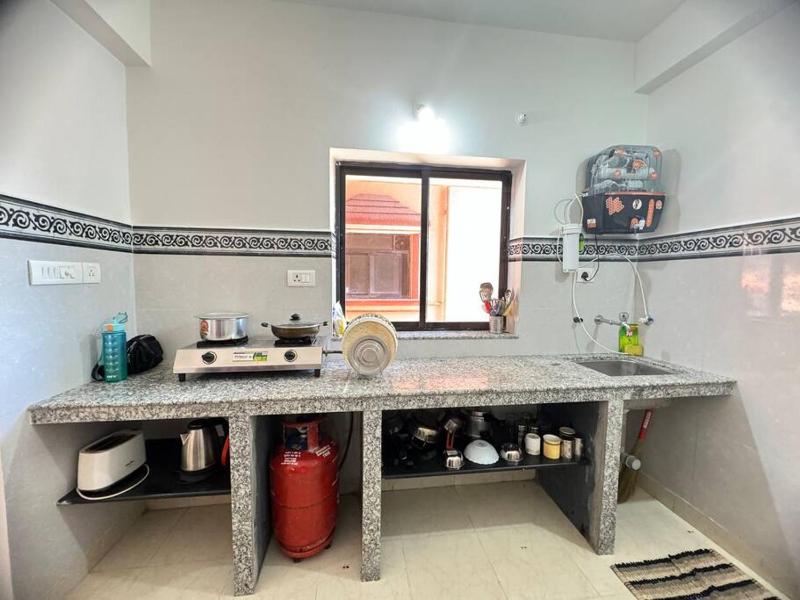 STAY & EXPLORE - Luxury 1 BHK with Bathtub Pool near Calangute Baga Beach - image 20