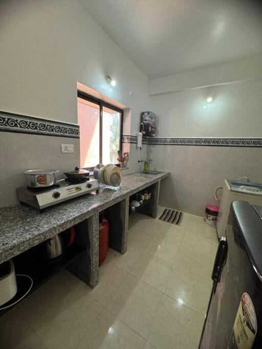 STAY & EXPLORE - Luxury 1 BHK with Bathtub Pool near Calangute Baga Beach - image 33