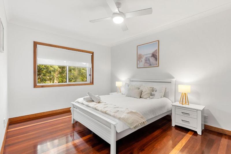 Sandlewood Breeze - Pet Friendly - Community Pool - image 6