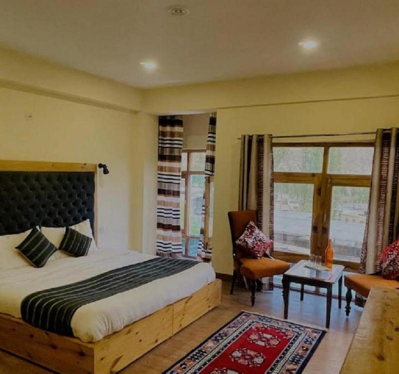 Hotel DE Suzain-Leh - image 3