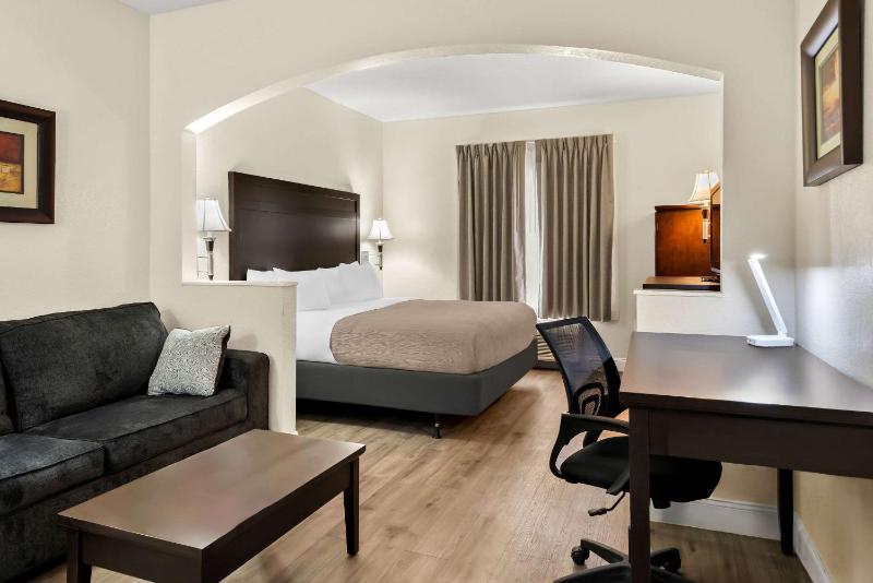 King Suite image 1