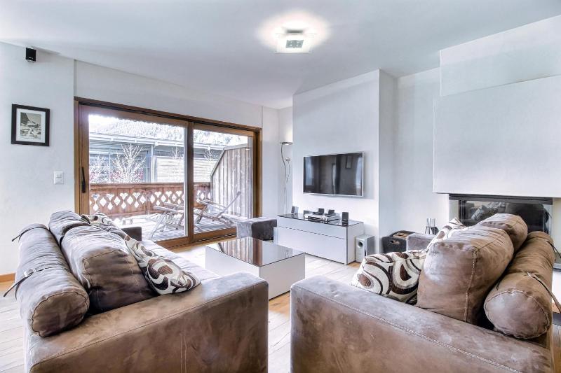 Three-Bedroom Apartment image 1